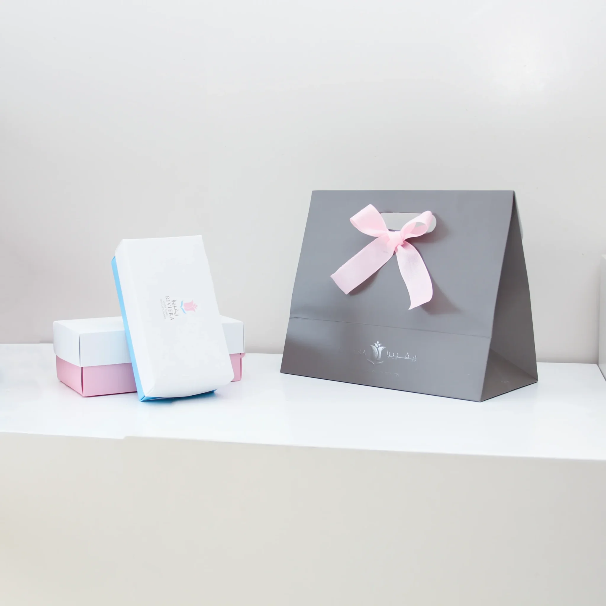 Milk Chocolate Praline and Almond Cream