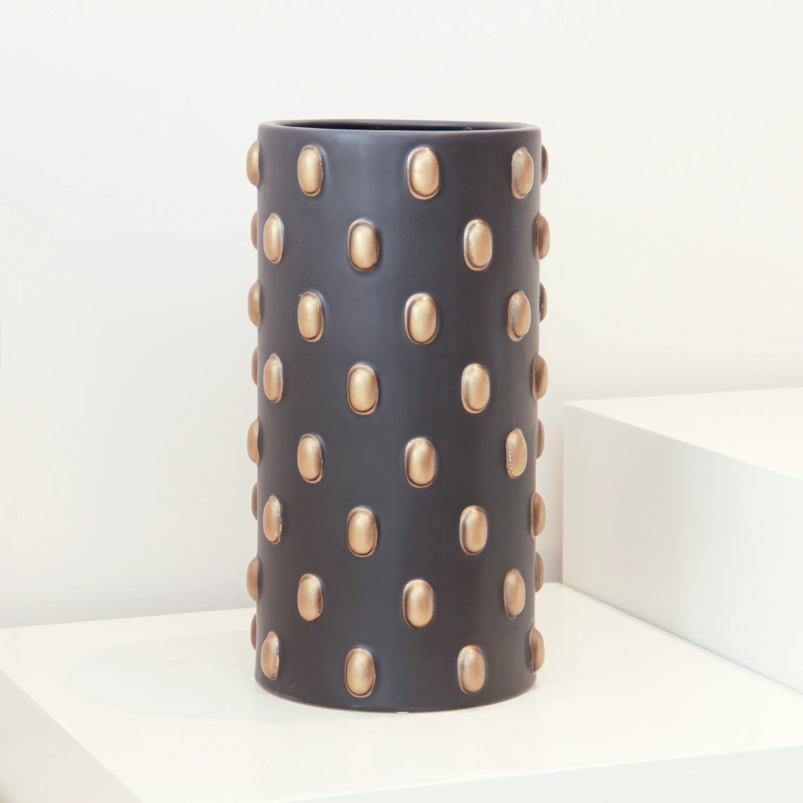 Ceramic Vase V47