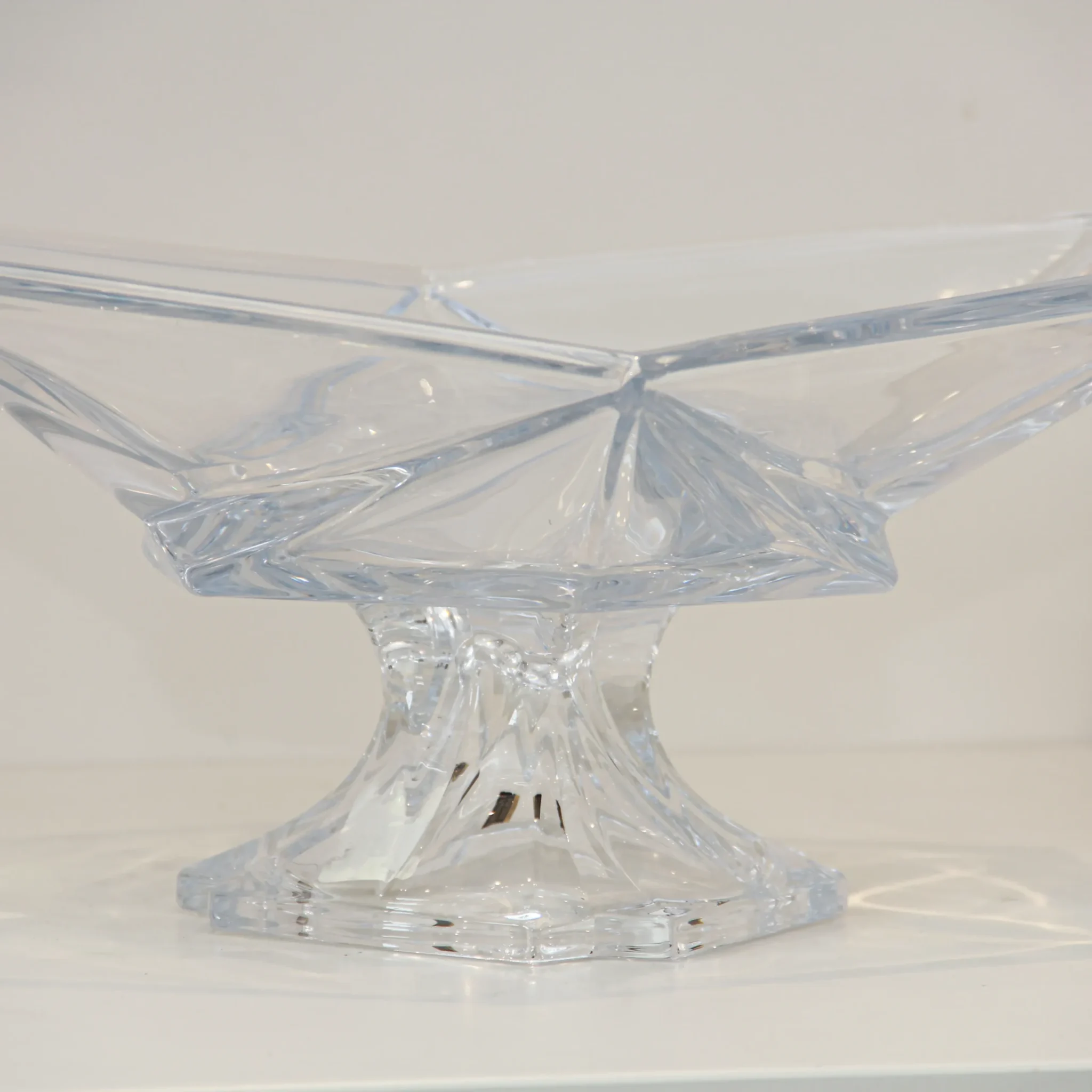 Crystal Vase V16