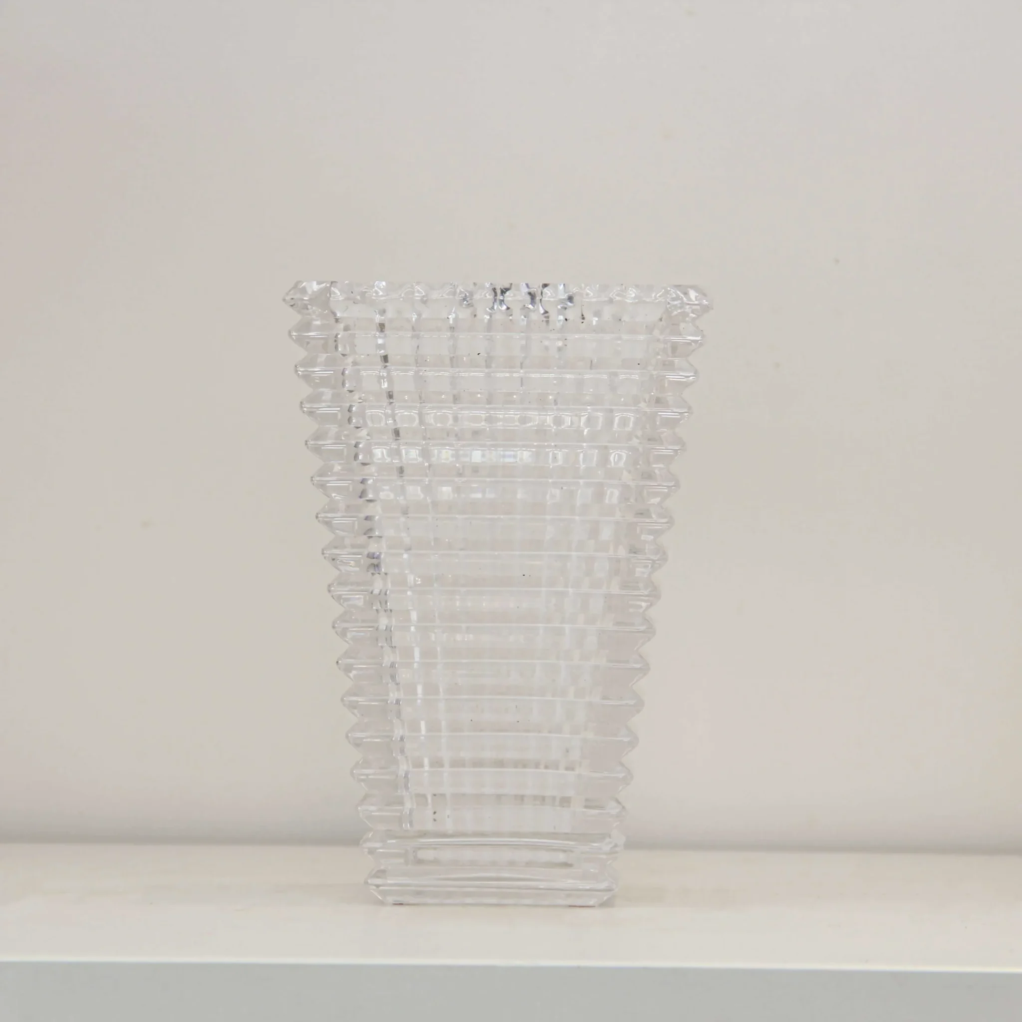 Crystal Vase V18