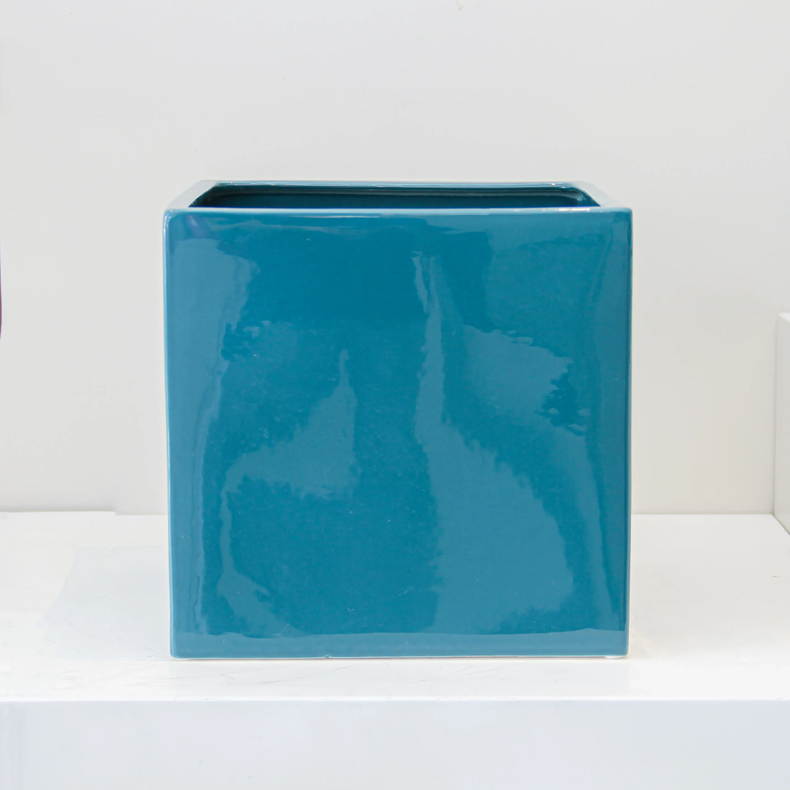 Ceramic Vase V80 - Image 1