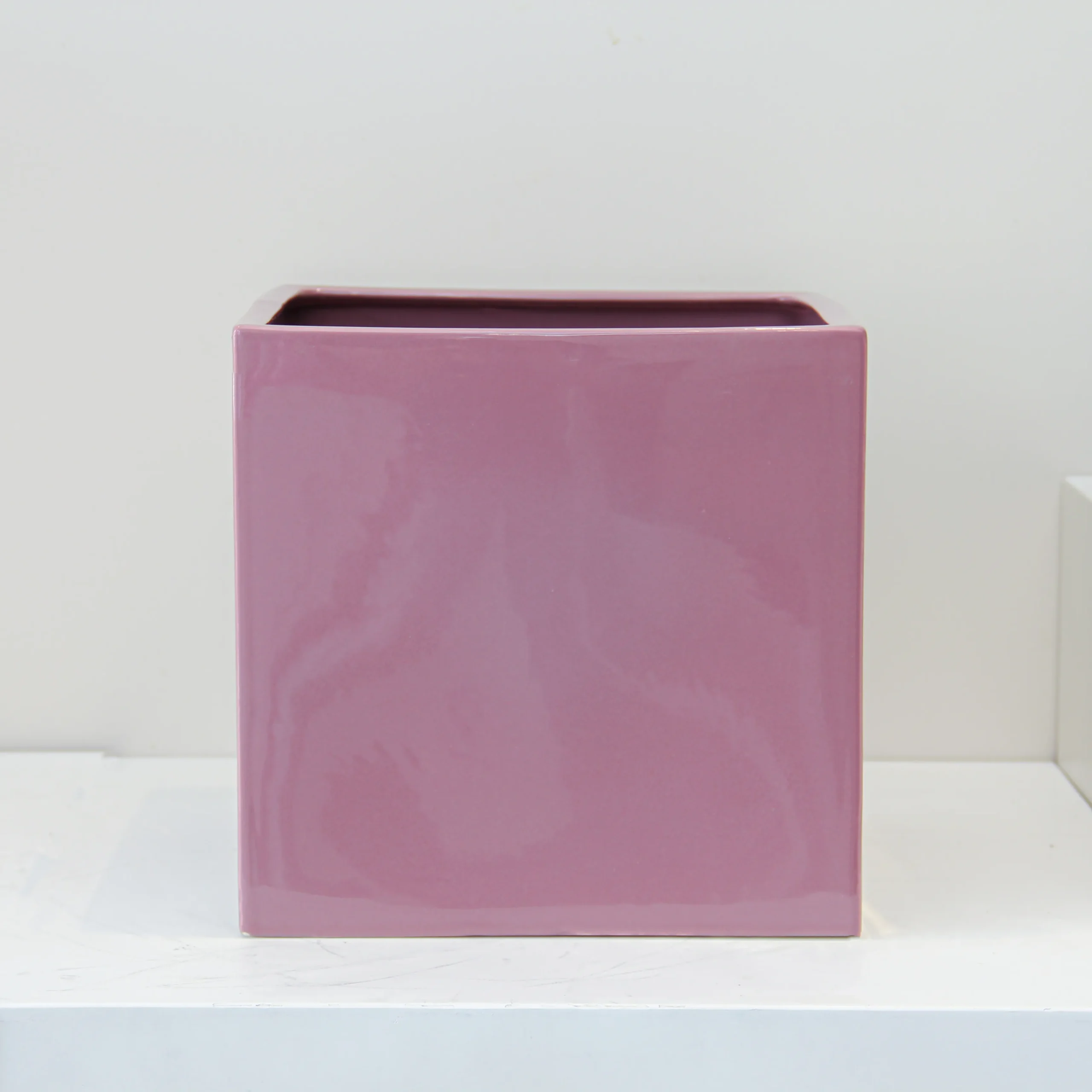 Ceramic Vase V82 - Image 1