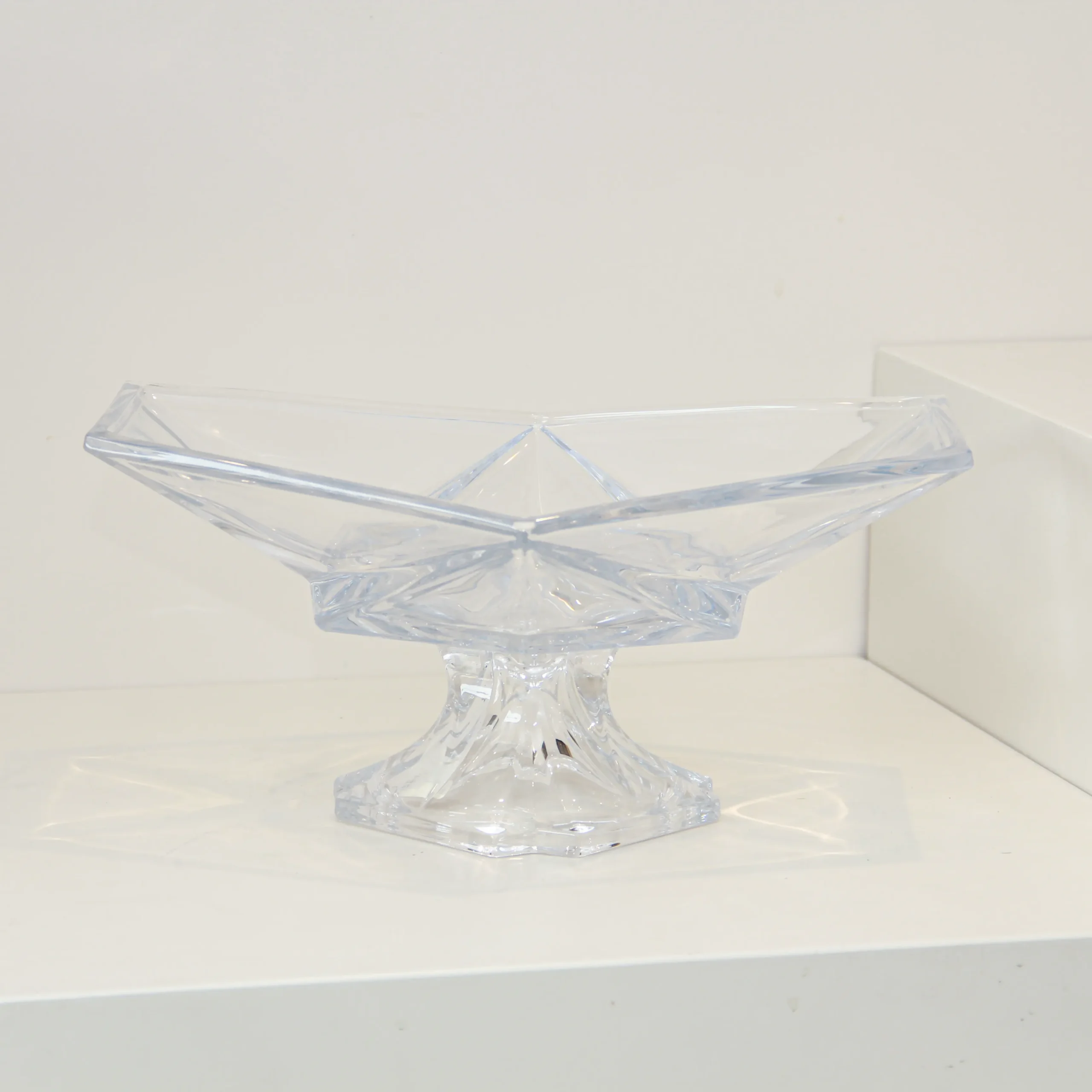 Crystal Vase V16