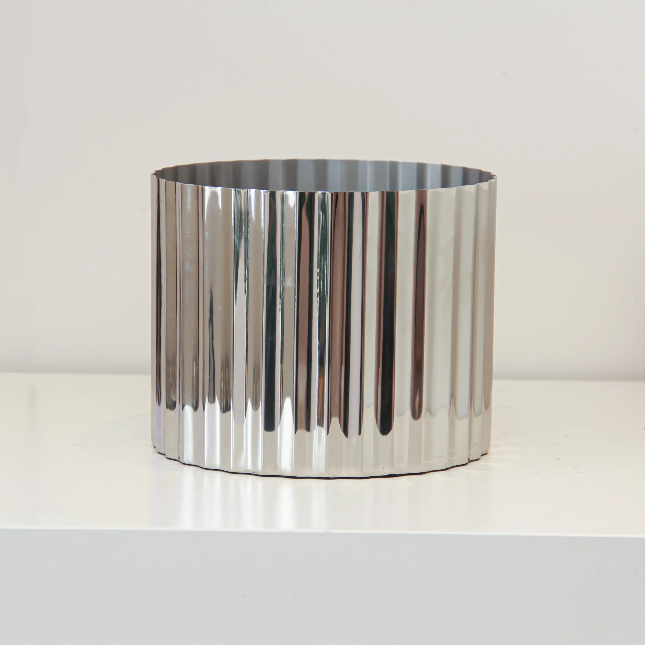 Silver Vase V19