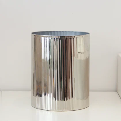 Silver Vase V21
