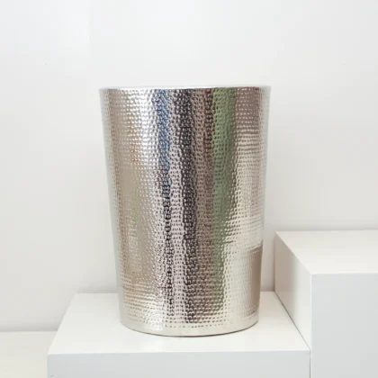Steel Vase V70